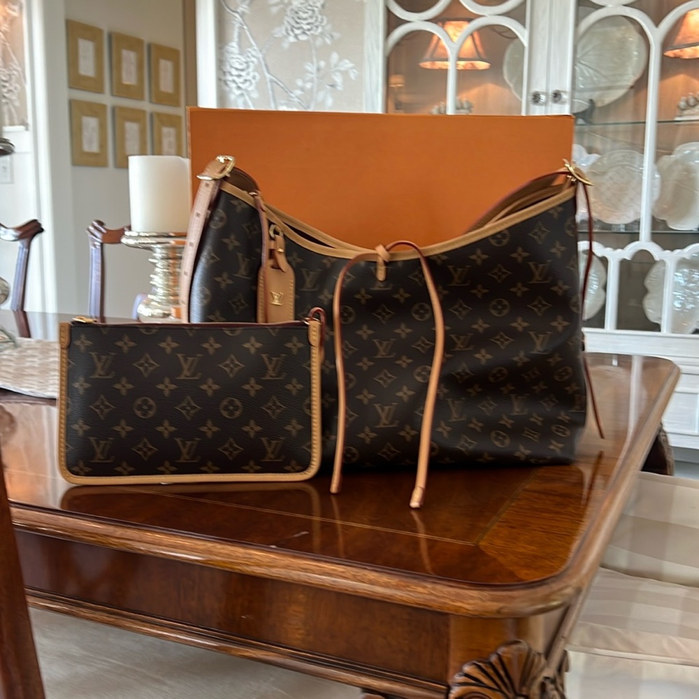 Louis Vuitton carryall MM